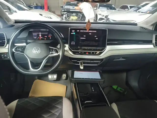 Volkswagen ID.6 Crozz — Фото автомобиля 9