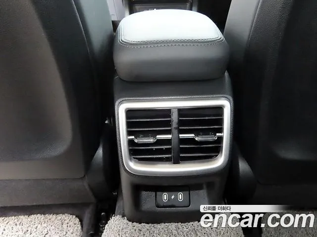 Kia K5 Новый K5 3 поколение 2.0 LPi(Для проката) — Фото автомобиля 18