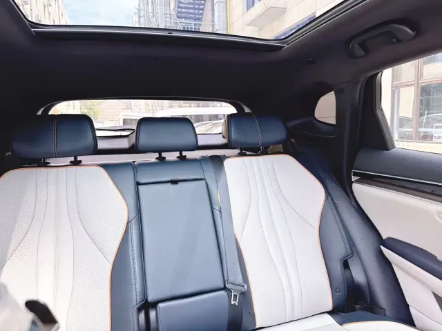 BYD Song PLUS — Фото автомобиля 15