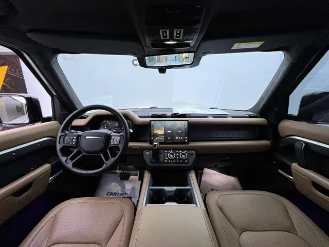 Land Rover Defender — Фото автомобиля 9