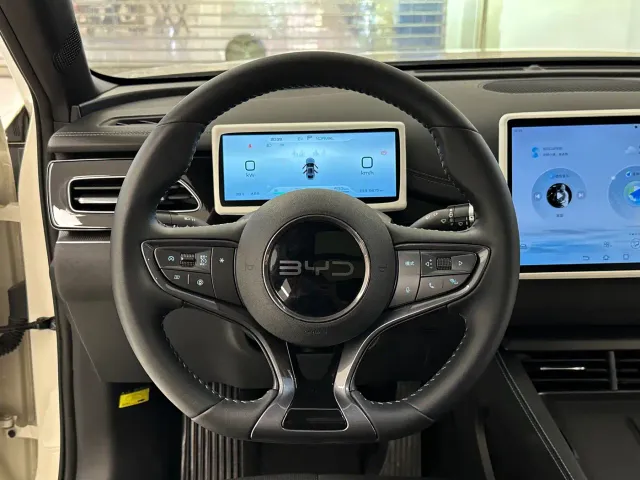 BYD Seal 06 — Фото автомобиля 16