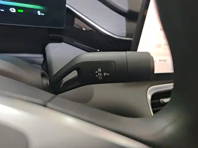 Geely Galaxy L6 — Фото автомобиля 16