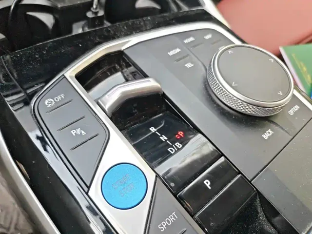BMW i3 — Фото автомобиля 15