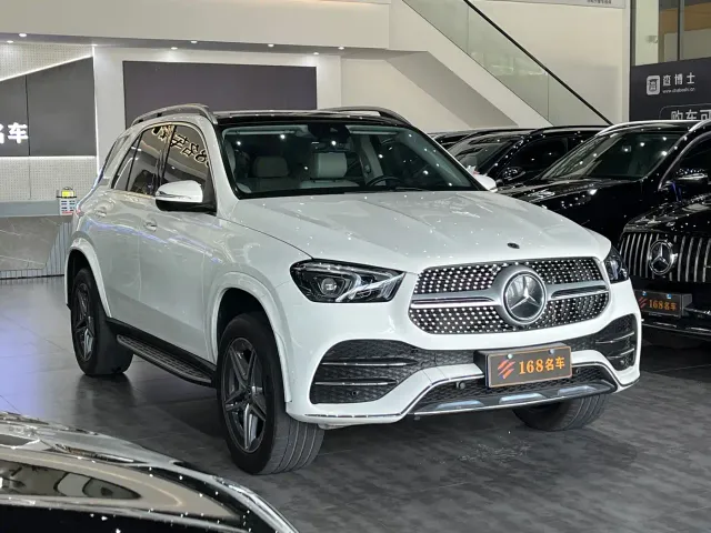 Mercedes-Benz GLE-Class — Фото автомобиля 3