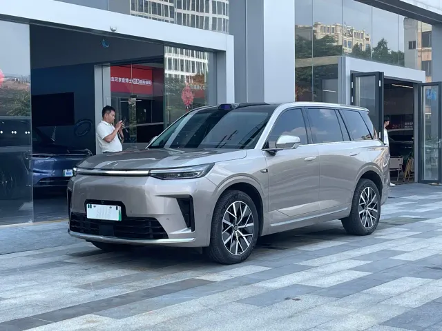 GAC Trumpchi Xiangwang S9 — Фото автомобиля 23