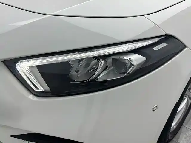 Mercedes-Benz A-Class — Фото автомобиля 11