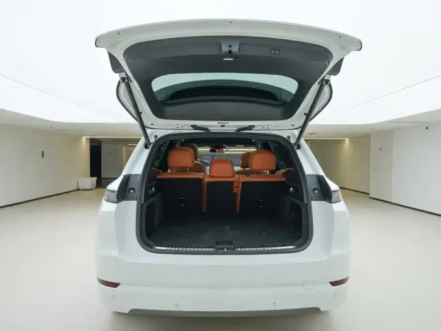 Li Auto Li Auto L7 2024 Pro — Фото автомобиля 5