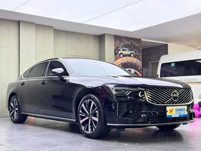 Volvo S90 — Фото автомобиля 3