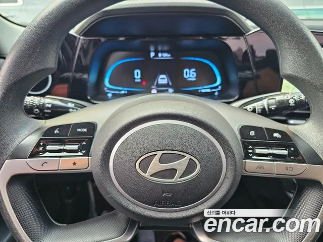 Hyundai Avante CN7 — Фото автомобиля 9