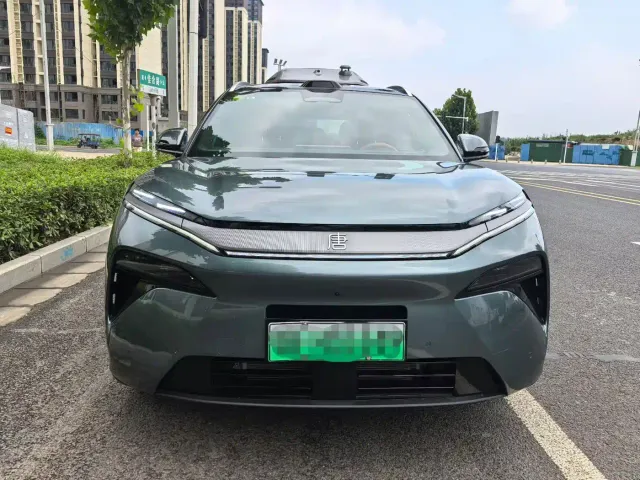 BYD Tang L — Фото автомобиля 2