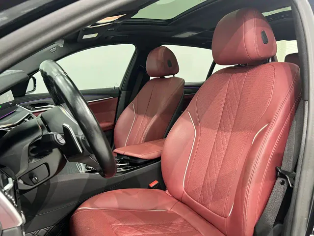 BMW 5 Series — Фото автомобиля 7