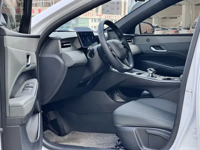 BYD Qin PLUS — Фото автомобиля 7