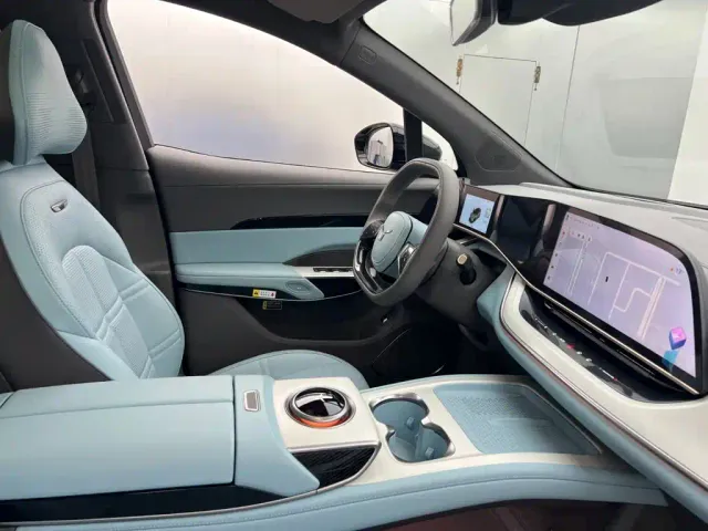 Hongqi Tian Gong 08 — Фото автомобиля 15