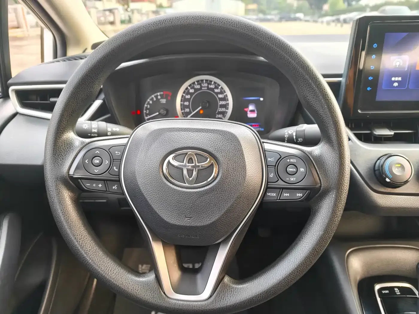 Toyota Corolla 2022 TNGA 1.5L CVT Pioneer Edition — Фото автомобиля 14