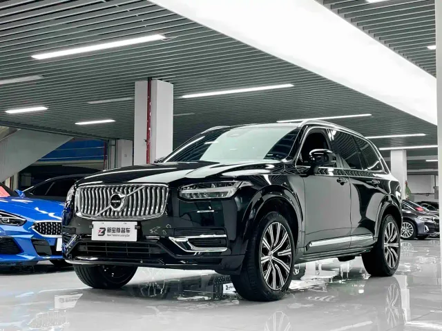 Фотография автомобиля — Volvo XC90