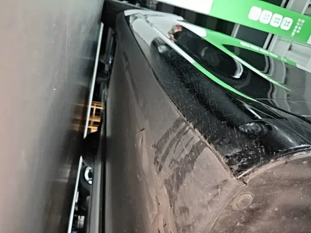 Tesla Model 3 — Фото автомобиля 20