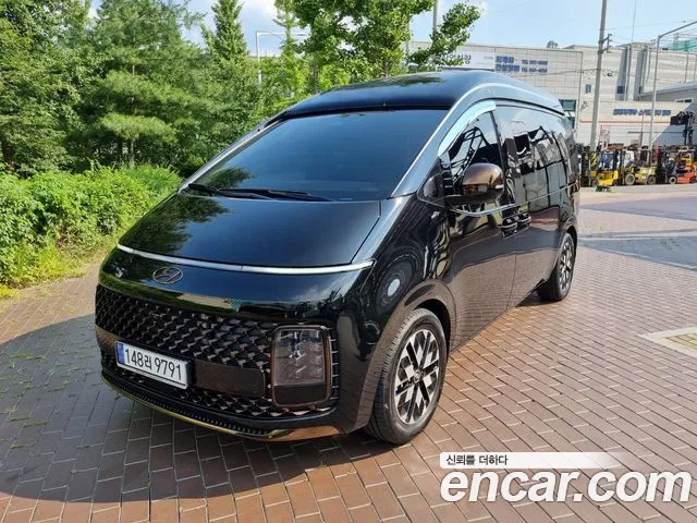 Hyundai Staria — Фото автомобиля 3