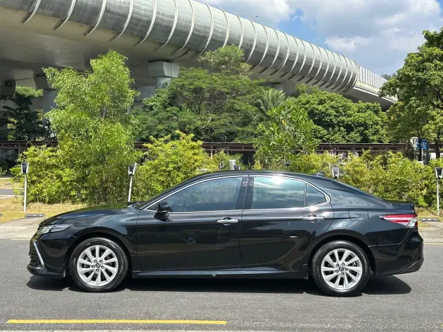 Toyota Camry — Фото автомобиля 10
