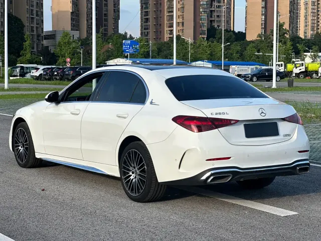 Mercedes-Benz C-Class — Фото автомобиля 3