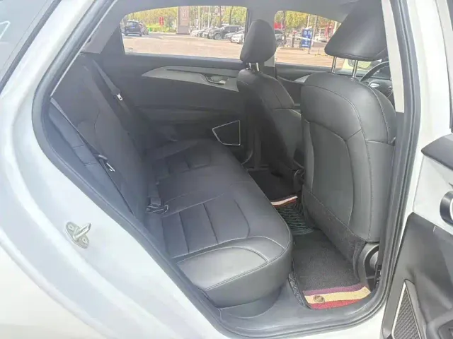 Geely Geometry A — Фото автомобиля 9
