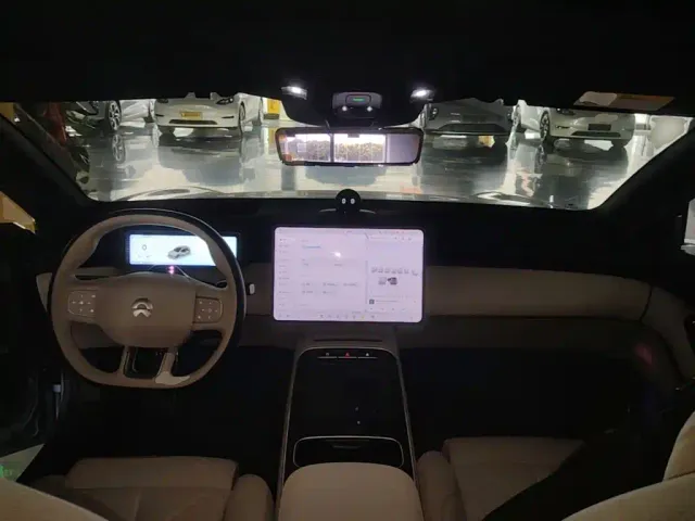 Nio ET5 Touring — Фото автомобиля 9