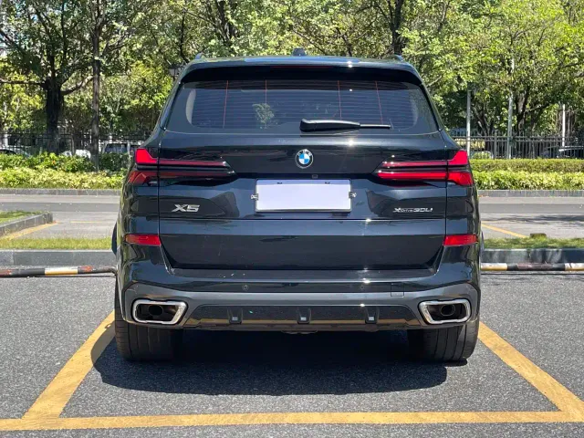 BMW X5 — Фото автомобиля 4