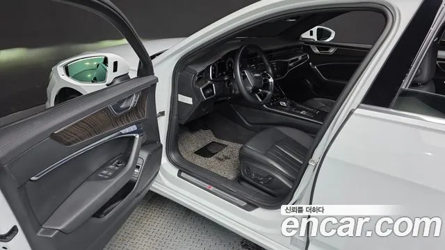 Audi A6 C8 — Фото автомобиля 15
