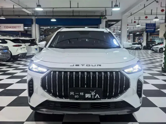 Jetour X70 Plus — Фото автомобиля 2