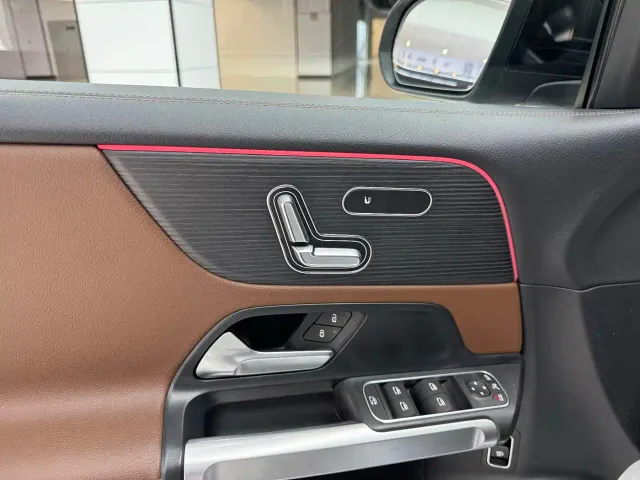 Mercedes-Benz GLB-Class — Фото автомобиля 12