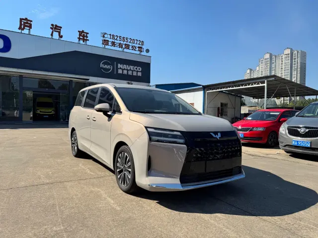Wuling Starlight 730 — Фото автомобиля 2