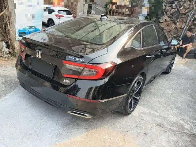 Honda Accord — Фото автомобиля 6