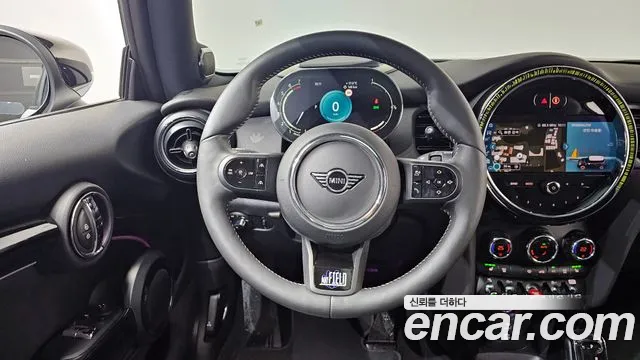 Mini Cooper — Фото автомобиля 12