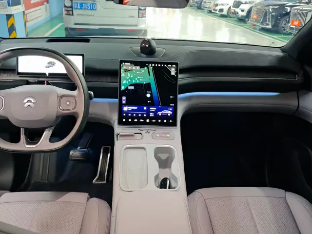 Nio EC6 — Фото автомобиля 14