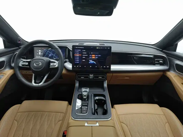 GAC Trumpchi GS8 — Фото автомобиля 5