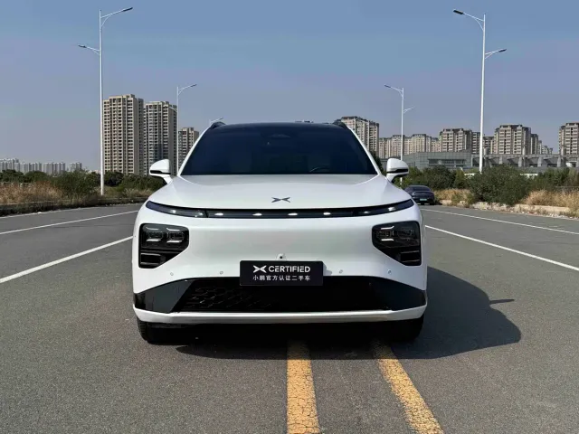 Xpeng G9 — Фото автомобиля 2