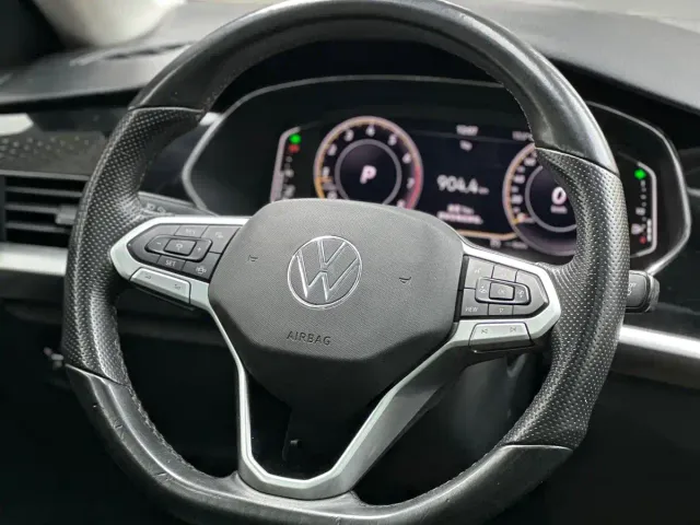 Volkswagen Passat — Фото автомобиля 12