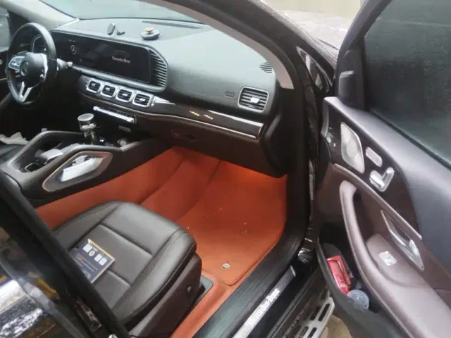 Mercedes-Benz GLE-Class — Фото автомобиля 8