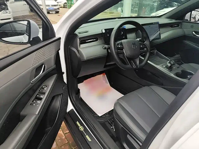 BYD Qin PLUS — Фото автомобиля 15