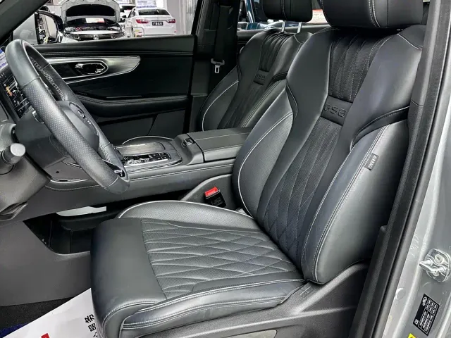 GAC Trumpchi GS8 — Фото автомобиля 27
