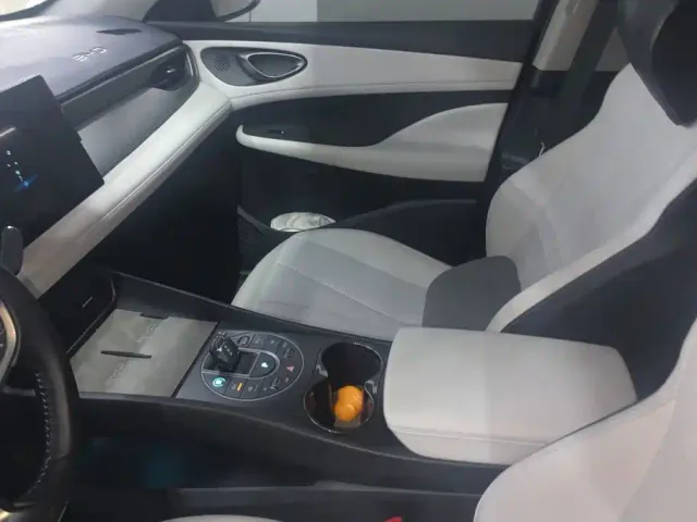 BYD Seal 05 DM-i — Фото автомобиля 8