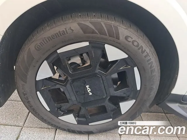 Kia Carnival Generation 4 — Фото автомобиля 12
