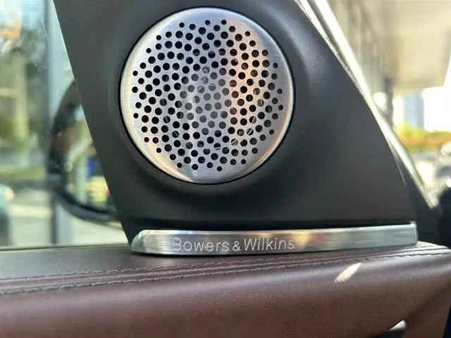 BMW XM — Фото автомобиля 16