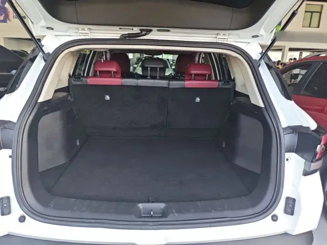 Dongfeng Fengshen AX7 — Фото автомобиля 18