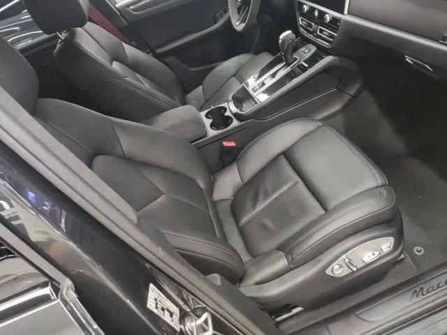 Porsche Macan — Фото автомобиля 24