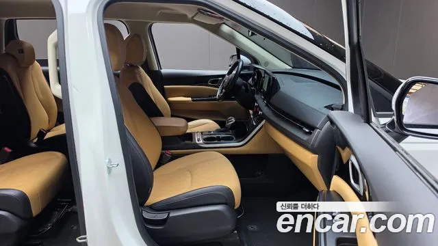 Kia Carnival 4th Gen — Фото автомобиля 16