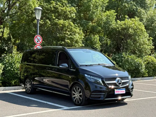 Mercedes-Benz V-Class — Фото автомобиля 2