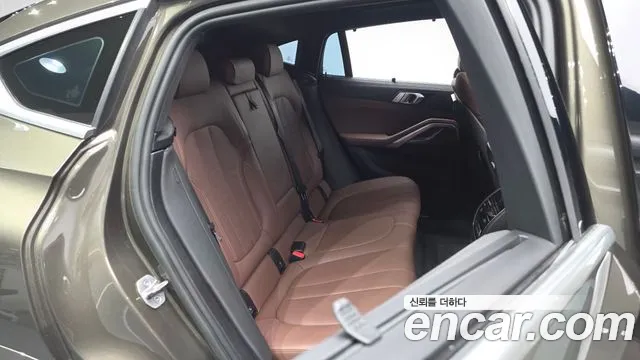 BMW X6 xDrive40i M Sport — Фото автомобиля 11