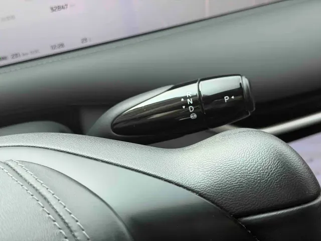 IM Motors LS6 — Фото автомобиля 9