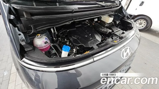 Hyundai Staria Staria L3.5 Карго 5 мест — Фото автомобиля 6