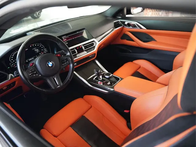 BMW M4 — Фото автомобиля 5